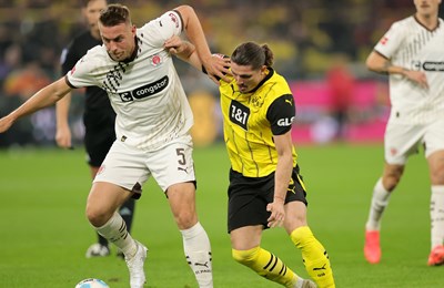 St. Pauliju nije pomogao ni sjajan pogodak Smitha, Borussia Dortmund do pobjede