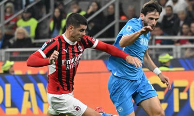 Napoli sredio oslabljeni Milan i odmaglio Interu na velikih sedam bodova prednosti