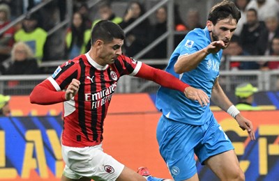 Napoli sredio oslabljeni Milan i odmaglio Interu na veliki sedam bodova prednosti