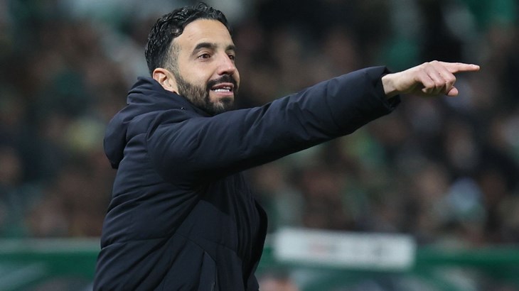 Manchester United duboko u sudačkoj nadoknadi spasio bod