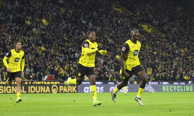 Borussia Dortmund s tri brza pogotka do glatke pobjede kod Wolfsburga