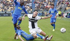 U Serie A se danas međusobno sastaju dvije momčadi koje nisu pobijedile od kolovoza