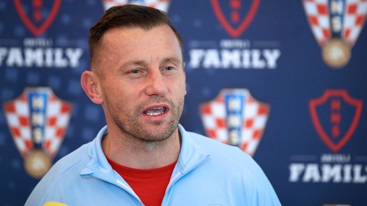 Olić: 'Mađari su puno opasniji na domaćem terenu, ali vjerujemo u sebe i idemo po nova tri boda'