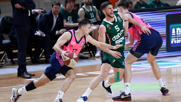 Cedevita Olimpija svladala Megu, Jelavić vrlo dobar, Gnjidiću mrvice