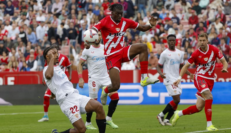 Bude se velikani: Sevilla do tijesne pobjede, Real Madrid se približio Barceloni