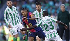 Novi kiks Barcelone, Betis joj u nadoknadi uzeo dva boda, a Flick pocrvenio