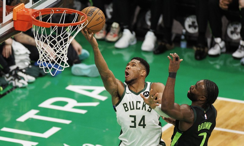 Milwaukee i Oklahoma u polufinalu NBA Cupa, stala pobjednička serija Dallasa