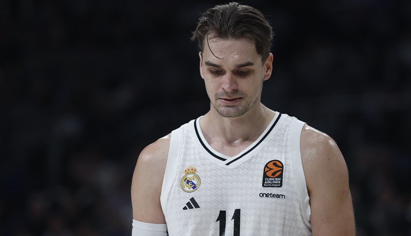 Hezonja novčano kažnjen zbog isključenja tijekom dvoboja protiv Fenerbahčea