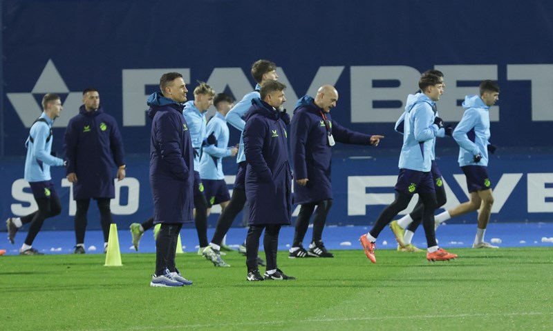Dinamo odradio prvi trening pod vodstvom Cannavara, Mmaee radio s prvom momčadi