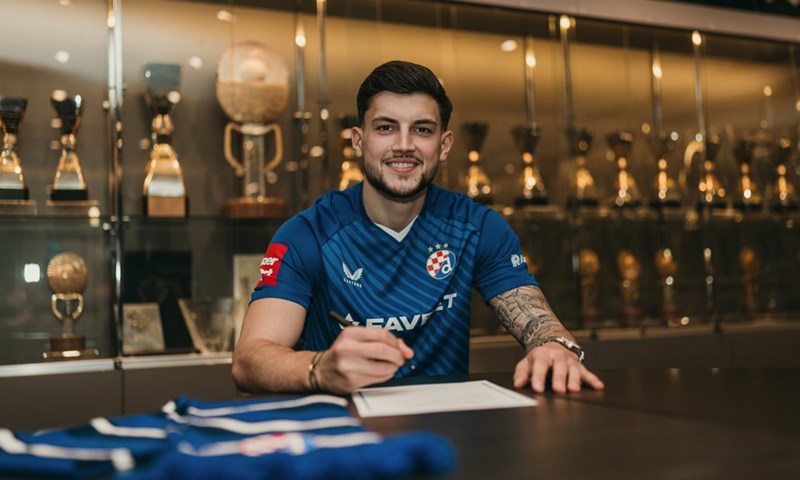 Veliki transfer potvrđen: Niko Galešić novi je igrač Dinama