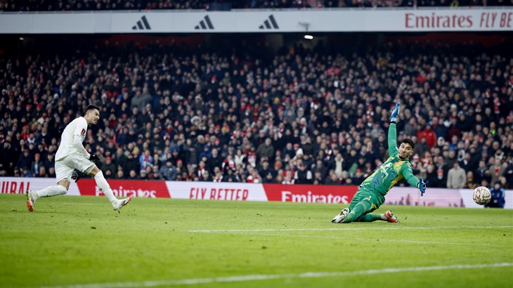 Manchester Unitedu prijeti pad na 16. mjesto, sreća njegova da je trio s dna nedorastao Premier ligi