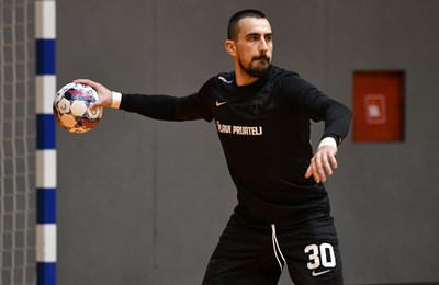 Vratari u prvom planu: Sjajan pogodak Piplice i ozljeda Vrdoljaka u pobjedi Futsal Dinama