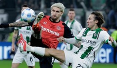 Bayer Leverkusen na krilima Wirtza zadržao korak za Bayernom