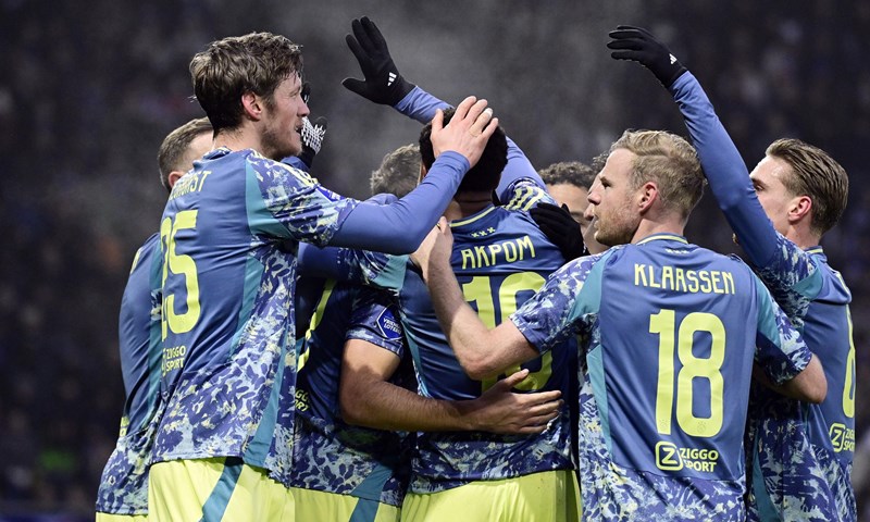 Josip Šutalo prvim ovosezonskim pogotkom poveo Ajax do pobjede u Heerenveenu