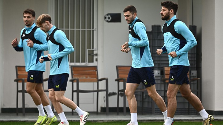 Dinamo radi i na izlaznim transferima, stoper i krilni napadač odlaze na posudbe