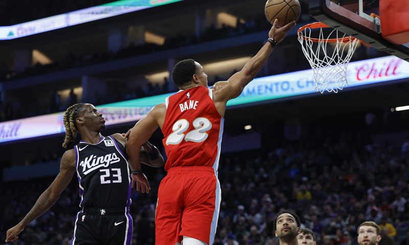 Ponovno uvjerljivi Thunder i Celticsi, Davis odličan u debiju za Dallas, ali i ozlijeđen