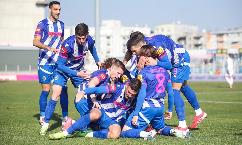 Sjajni Mudražija donio pobjedu Lokomotivi!