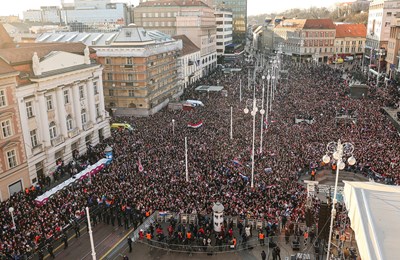 Sjajno raspoloženi hrvatski rukometaši stigli su u Zagreb!