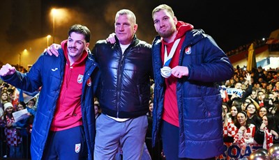 Nakon spektakularnog zagrebačkog dočeka, rukometaši dočekani i u svojim gradovima