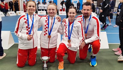 Mlade hrvatske tenisačice vraćaju se s dvoranskog Europskog prvenstva s medaljom