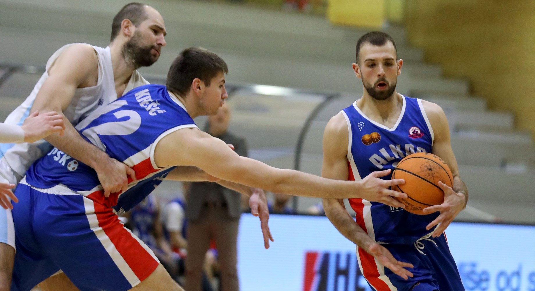Alkar nakon produženja ugovora doveo prvo strano pojačanje, stiže Terrell Burden