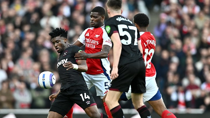 Barcelona pregovara s veznjakom Arsenala koji ne pristaje na smanjenje plaće