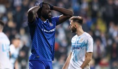 Kangini nepotrebni kartoni bacili Dinamo u još veće probleme