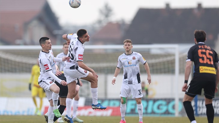 Gorica sačuvala pobjedu s igračem manje, suci su imali pune ruke posla!