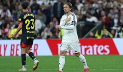 Ancelotti usporedio Modrića i Maldinija: 'Real Madrid može biti sretan što ima takvu legendu'