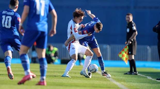 Hajduk se dva puta vratio iz zaostatka, Dinamo završio utakmicu s devet igrača!