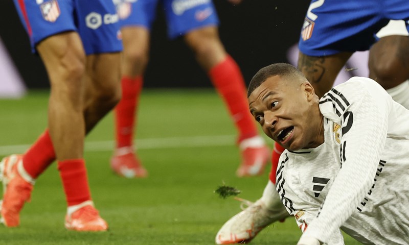 Real stradao u madridskom derbiju, Simeoneov Atletico utrpao mu je pet golova