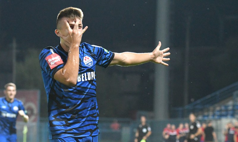 Jagušić ipak na izlaznim vratima, Grci poslali ponudu koju Dinamo nije mogao pratiti