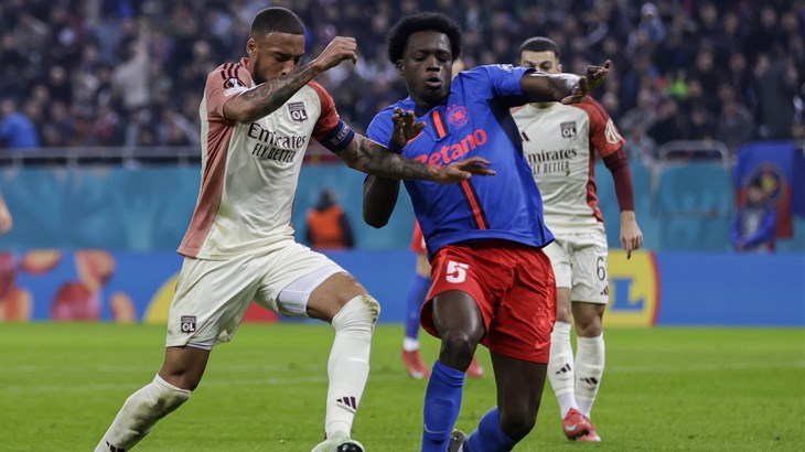 Sučiću skoro puna minutaža u remiju protiv Manchester Uniteda, Fenerbahče pred ispadanjem