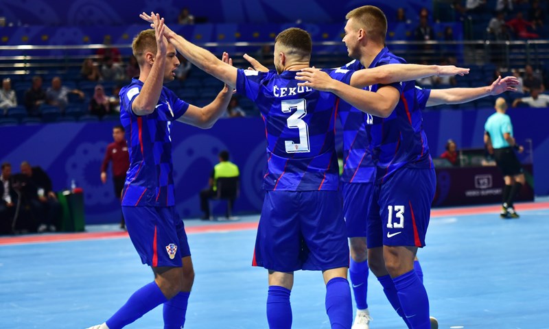 Hrvatska na krilima Mataje stigla do vrijedne pobjede protiv Grčke