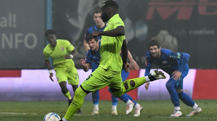 Kanga ne može zabiti niti iz kaznenog udarca, Sušak ga sjajno pročitao