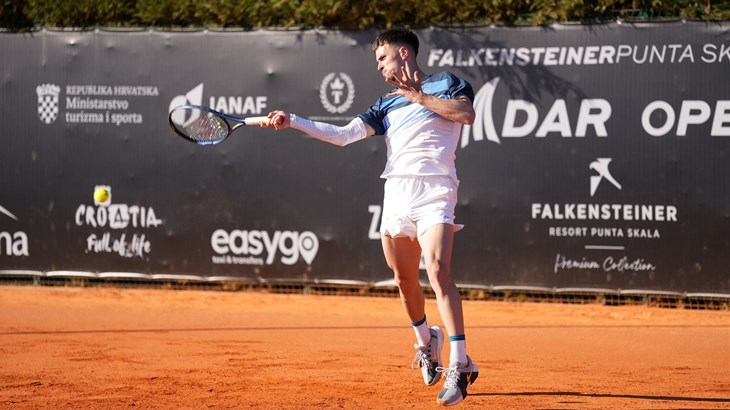 Dino Prižmić bez izgubljenog seta do polufinala Bratislave