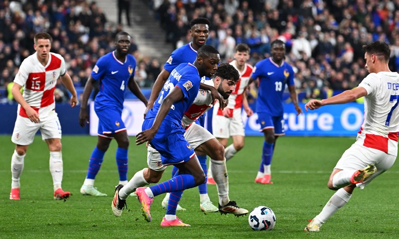 Juventus opet bacio oko na Kolo Muanija