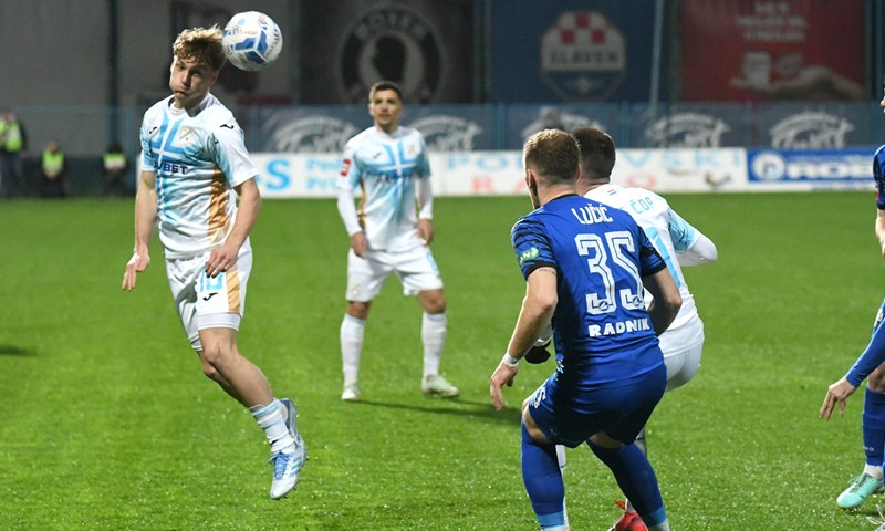 Rijeka krenula furiozno pa stala, Slaven Belupo preokretom do pobjede!