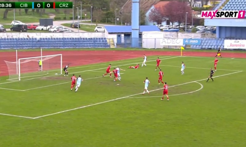 Je li lopta prešla gol liniju u Vinkovcima?