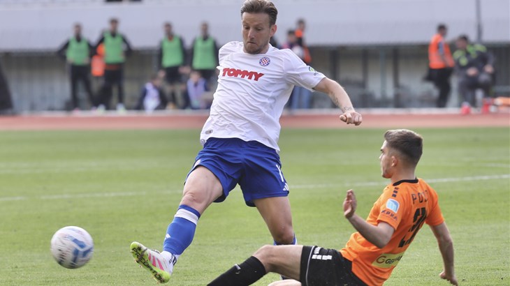 Rakitić i drugi put poslao loptu u mrežu, VAR mu ipak poništio pogodak