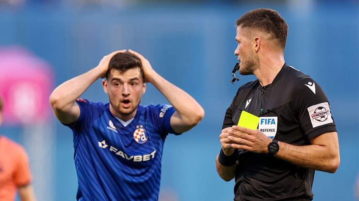 Mersinaj je srušio Kangu, a Kolarić je unatoč brojnim protestima pokazao 'tek' žuti karton