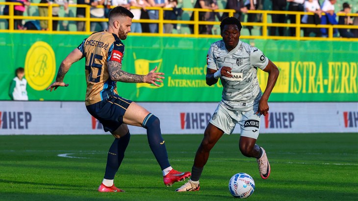 Lawal pobjegao na drugoj vratnici i doveo Istru u vodstvo