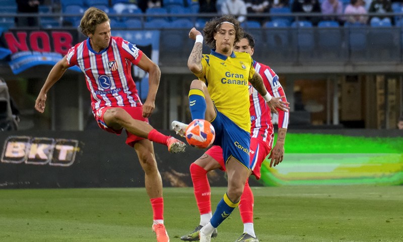 Bivši vratar Dinama s Las Palmasom srušio Atletico Madrid i izbacio ga iz utrke za naslov