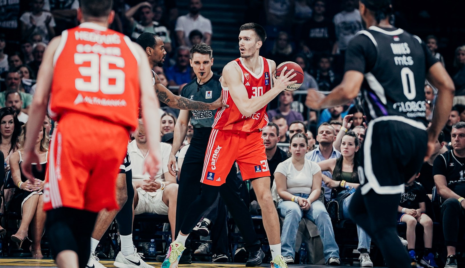 Partizan u teškoj situaciji dočekuje Crvenu zvezdu i mora do pobjede