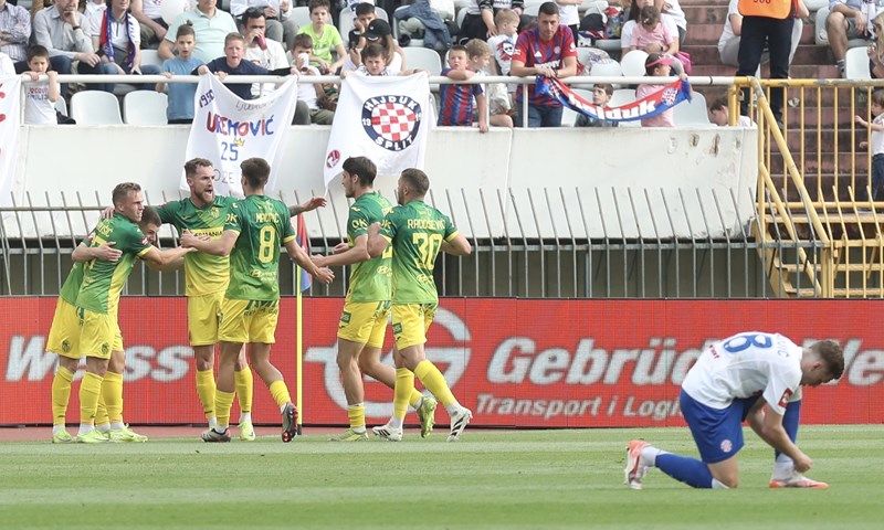 Rozić koban i za Hajduk, sjajna tranzicija i slavlje na Poljudu