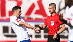 Uremovićev debi za zaborav, isključen već u 15. minuti, Kawasaki zatim visoko poražen