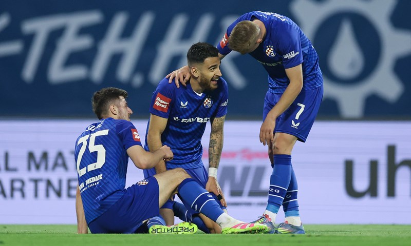 Dinamo je na Maksimiru petardom ispratio Slaven Belupo i tako ostao na životu za obranu naslova