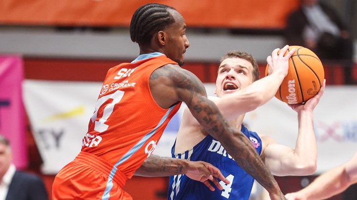 Split uvjerljiv na startu doigravanja, Dinamo iznenadio Cedevitu Junior