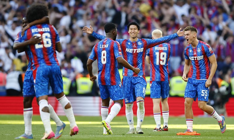 Povijesni dan za Crystal Palace, pobjedom u FA kupu osvojen prvi veliki trofej