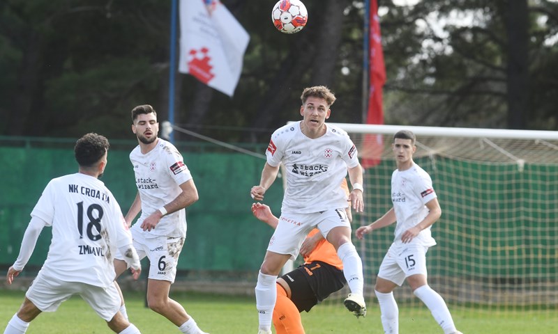 Croatia u sudačkoj nadoknadi do boda u Sesvetama